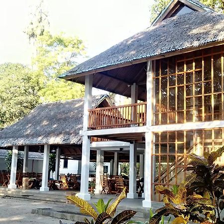 Jonaths Cottage Bunaken Εξωτερικό φωτογραφία