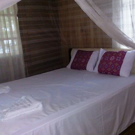 Jonaths Cottage Bunaken Εξωτερικό φωτογραφία