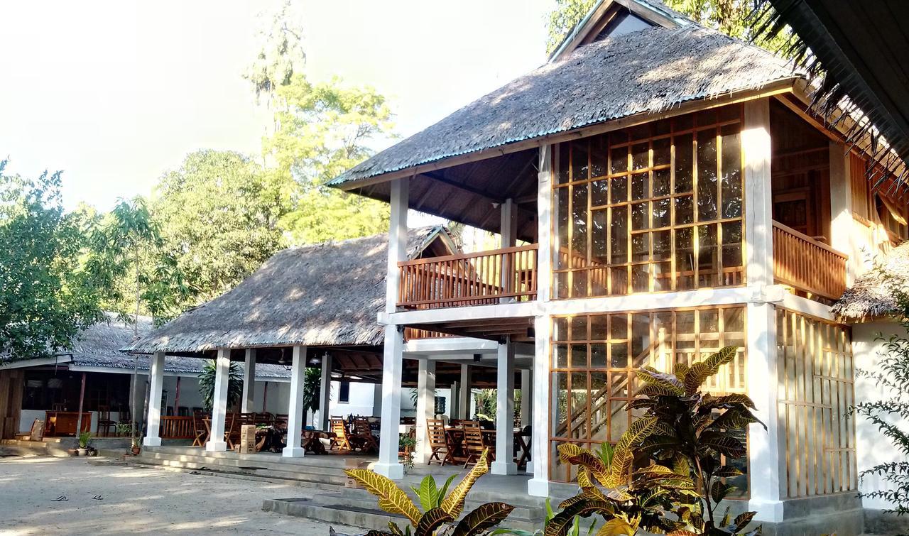 Jonaths Cottage Bunaken Εξωτερικό φωτογραφία