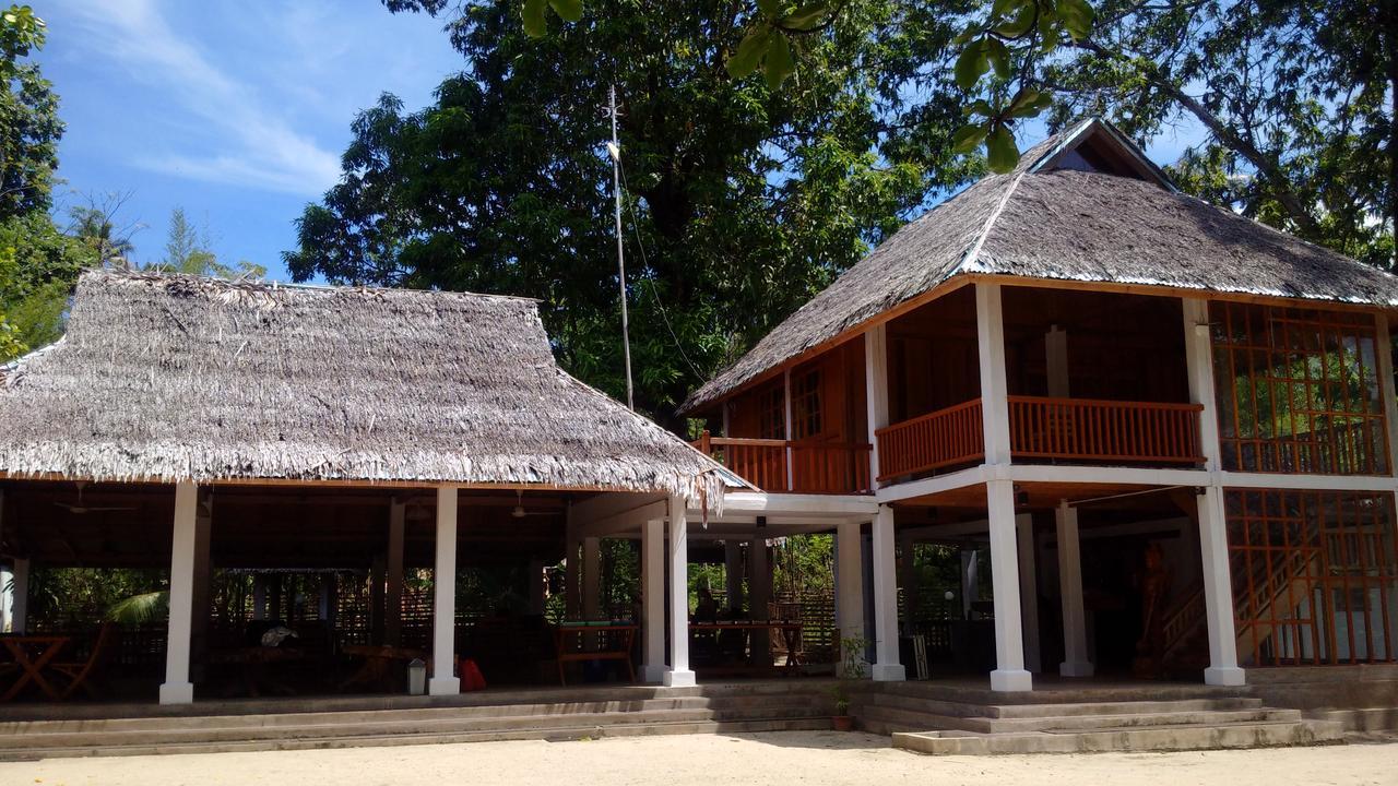 Jonaths Cottage Bunaken Εξωτερικό φωτογραφία